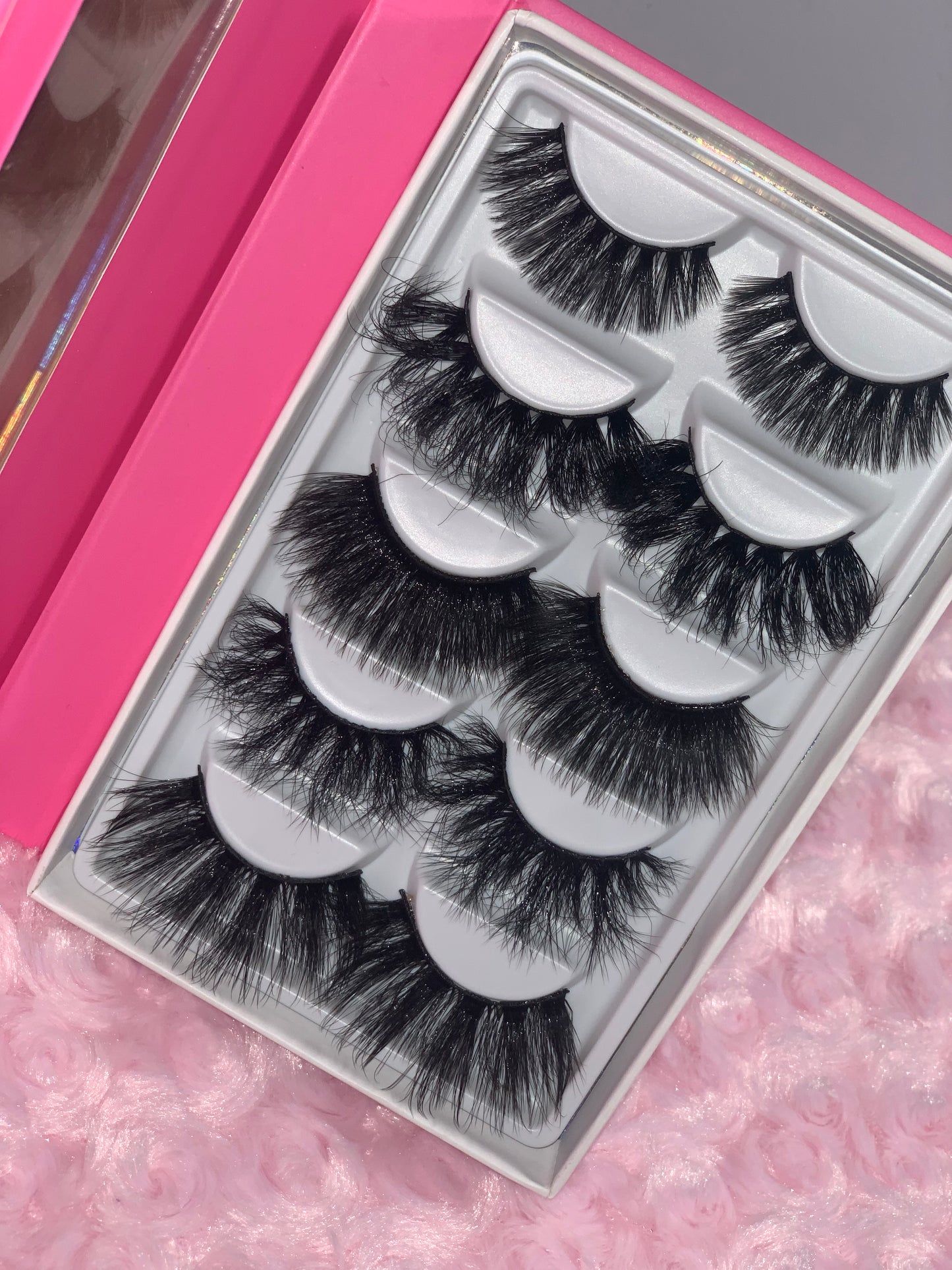 C.E.O Favorites Lash Book